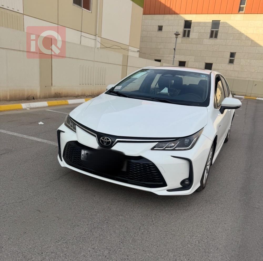 تۆیۆتا کۆرۆلا